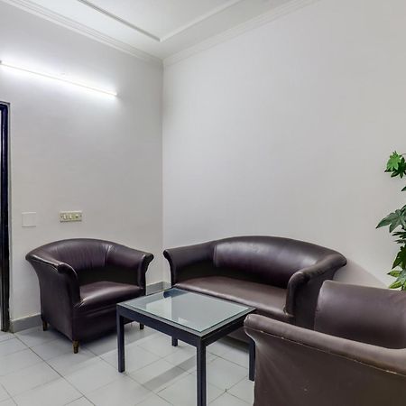 Hotel Sarthak Palace Near Karol Bagh Metro Station New Delhi מראה חיצוני תמונה
